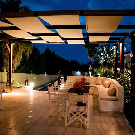 Ioannis Paradise Rental Apartments Aparthotel *