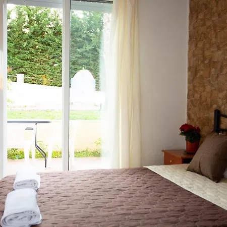 Ioannis Paradise Rental Apartments Aparthotel