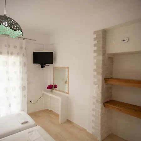 Ioannis Paradise Rental Apartments Aparthotel *